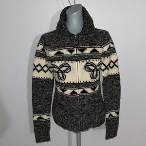 Aritzia TNA 100% Lambswool “Sea to Sky” Pattern Cowichan Knit Sweater